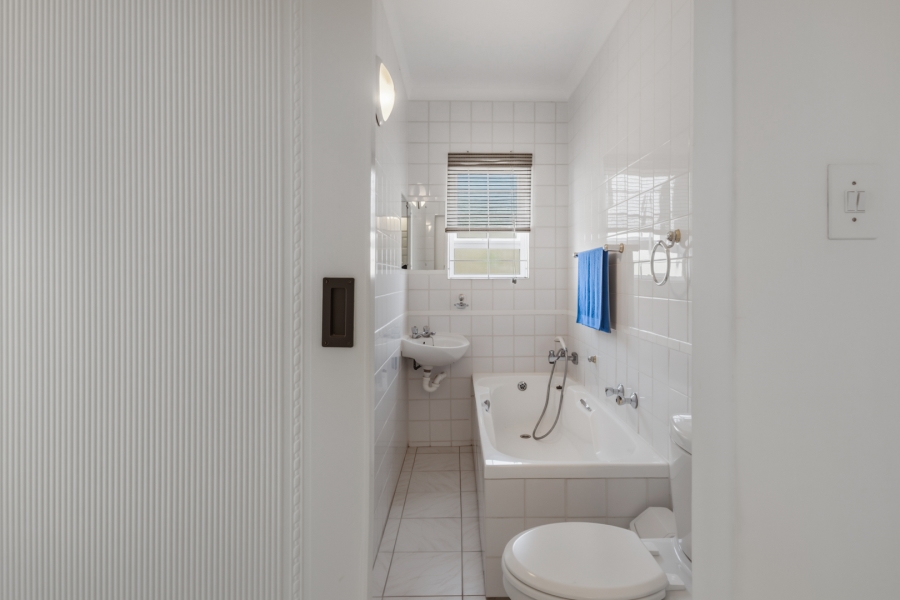 6 Bedroom Property for Sale in La Concorde Western Cape